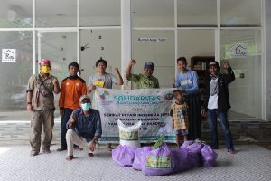 Solidaritas Bantuan Pangan Petani Kalsel di Tengah Pandemi COVID-19